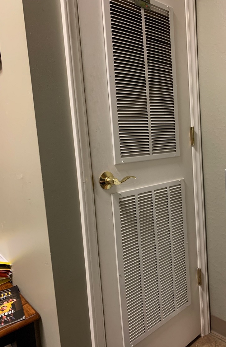 Closet doors with vents - Builders Villa